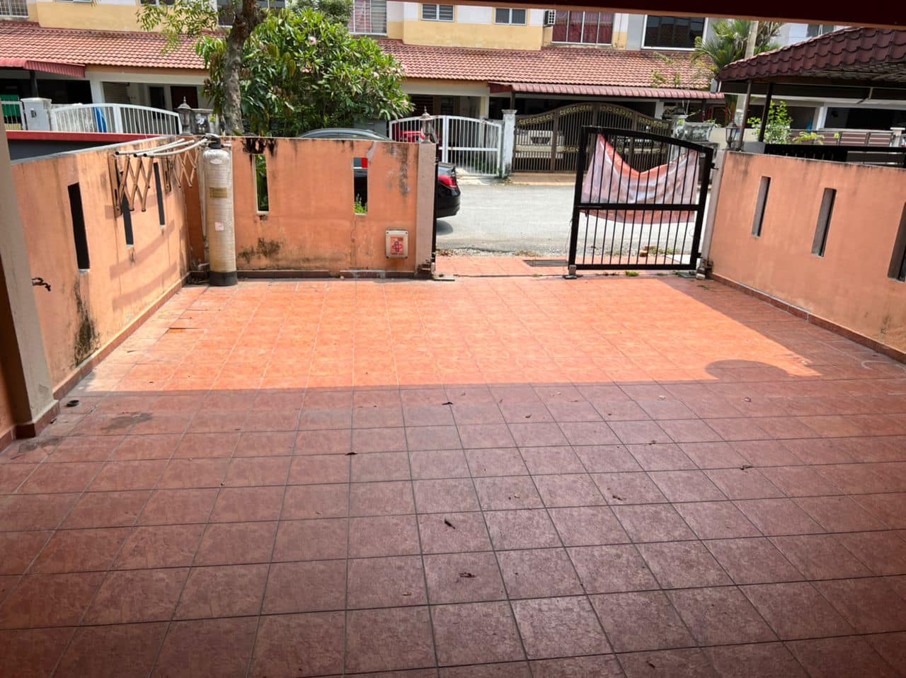 Double Storey Bandar Saujana Putra 4