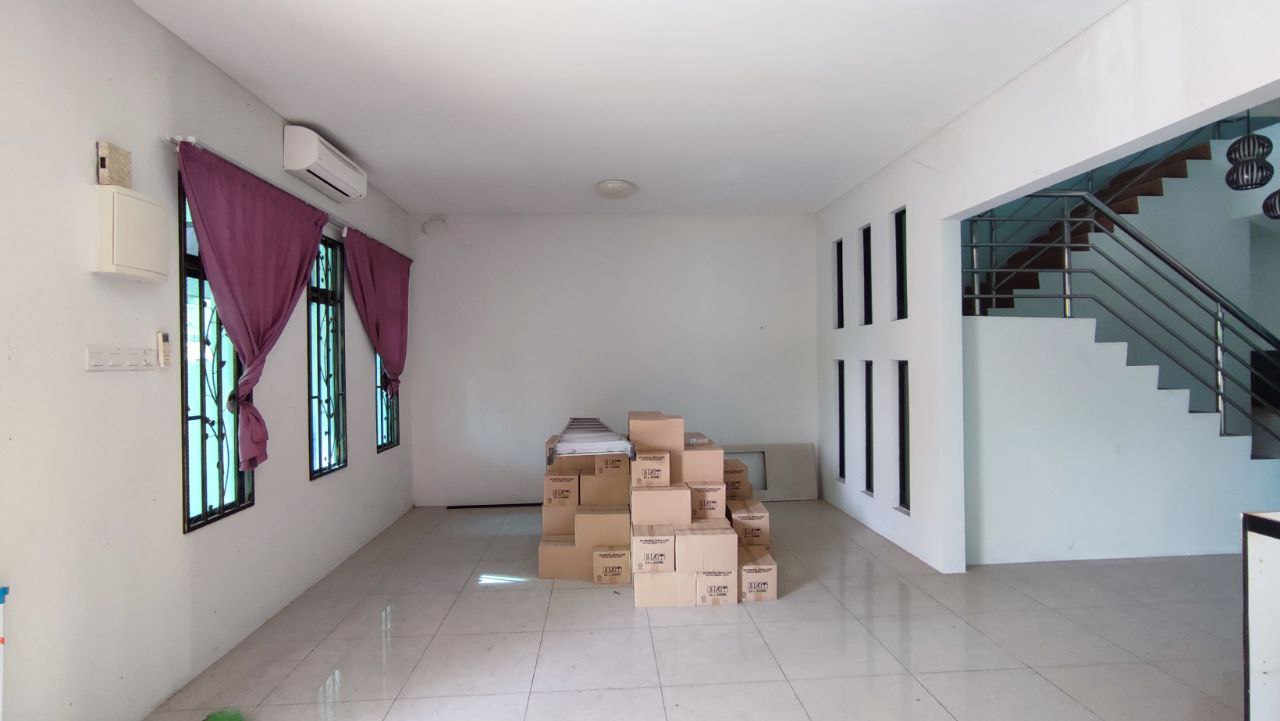 Renovated Double Story Teres Pajam Nilai Corner - photo 2