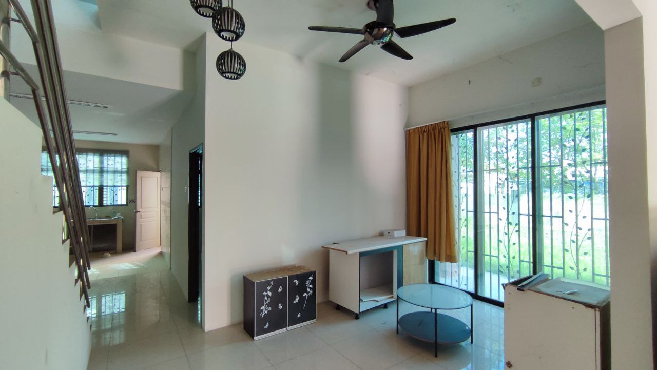 Renovated Double Story Teres Pajam Nilai Corner - photo 3
