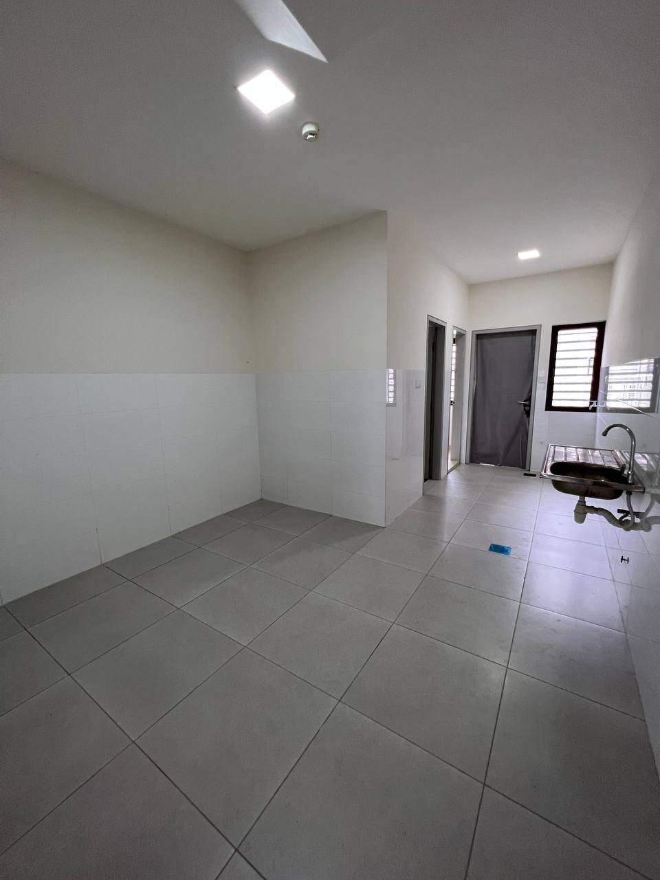 BANDAR AINSDALE DOUBLE STOREY - photo 4