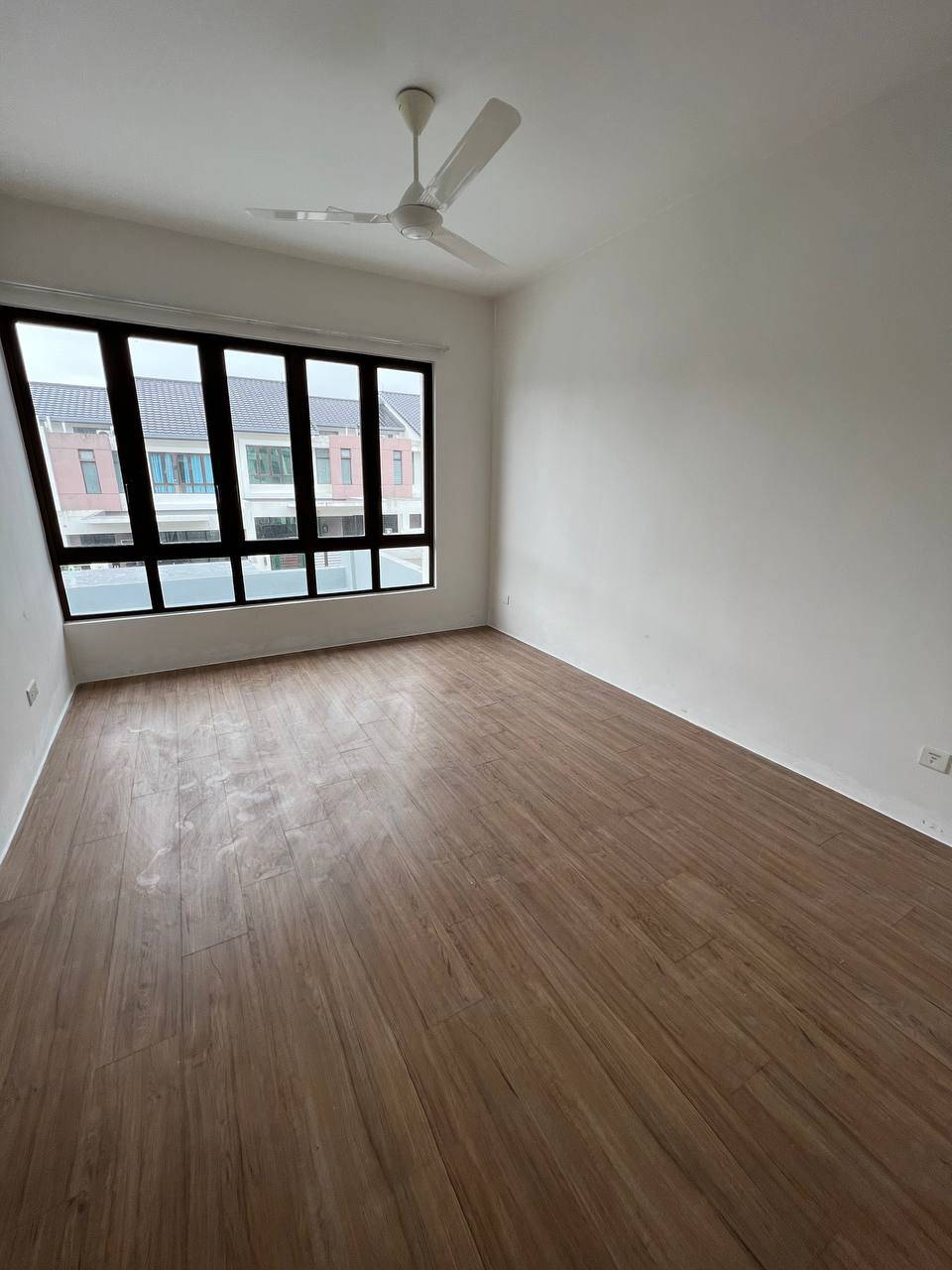 BANDAR AINSDALE DOUBLE STOREY - photo 11