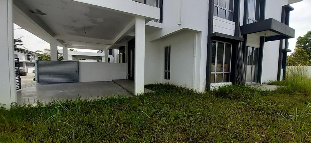BANDAR AINSDALE, END LOT DOUBLE STOREY - ABADI