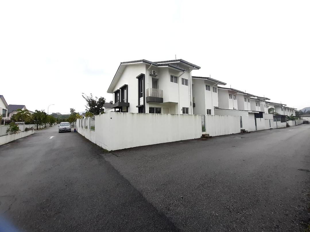 BANDAR AINSDALE, END LOT DOUBLE STOREY - ABADI - photo 6