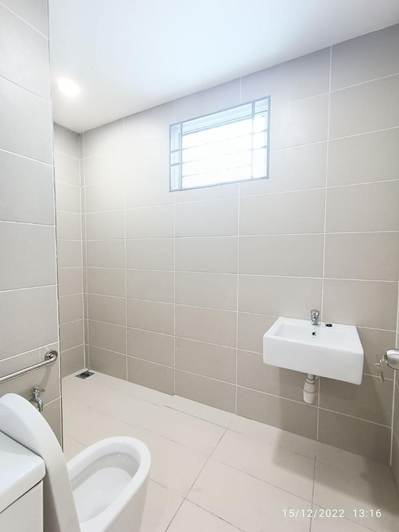 Fully Renovated 2 Storey Superlink House Suriaman - photo 3