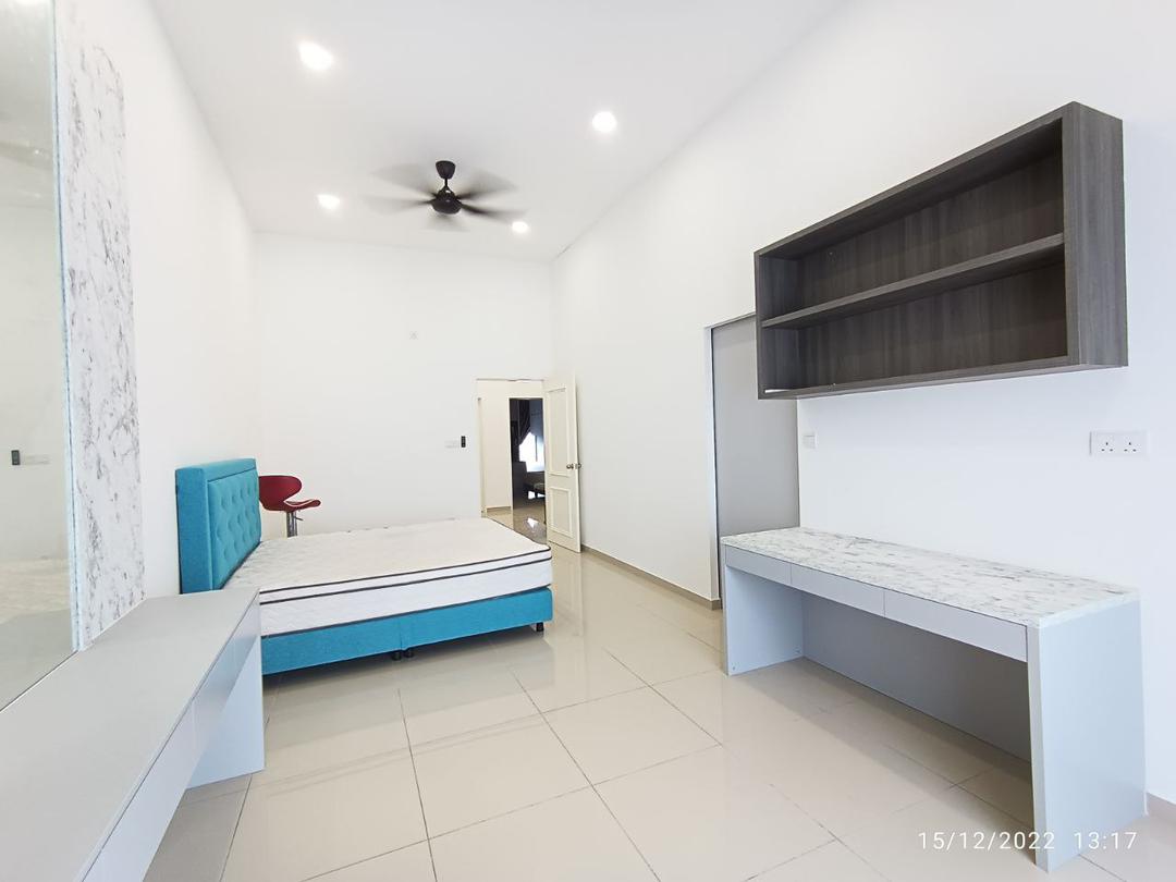 Fully Renovated 2 Storey Superlink House Suriaman - photo 4