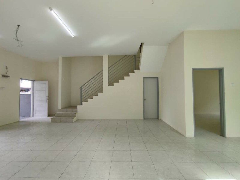 Rumah Teres 2 Tingkat Corner Lot  - photo 2
