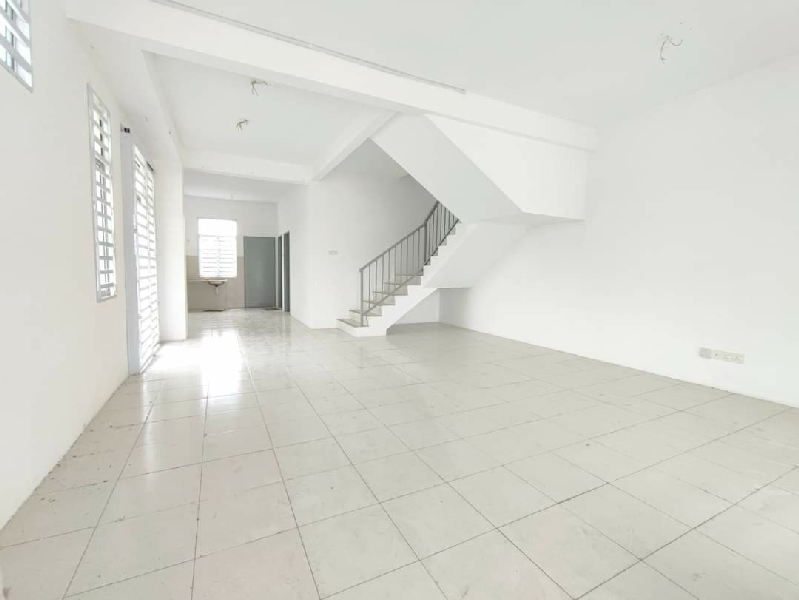 Rumah Teres Corner Lot 2 Tingkat Untuk Dijual Di Taman Chepor Idaman @ Meru Scientex - photo 2