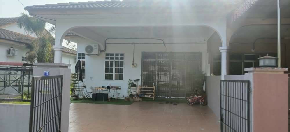 Rumah Semi D setingkat untuk dijual Di Taman Selasih, Kg Padang Tembak Teluk Intan - photo 2