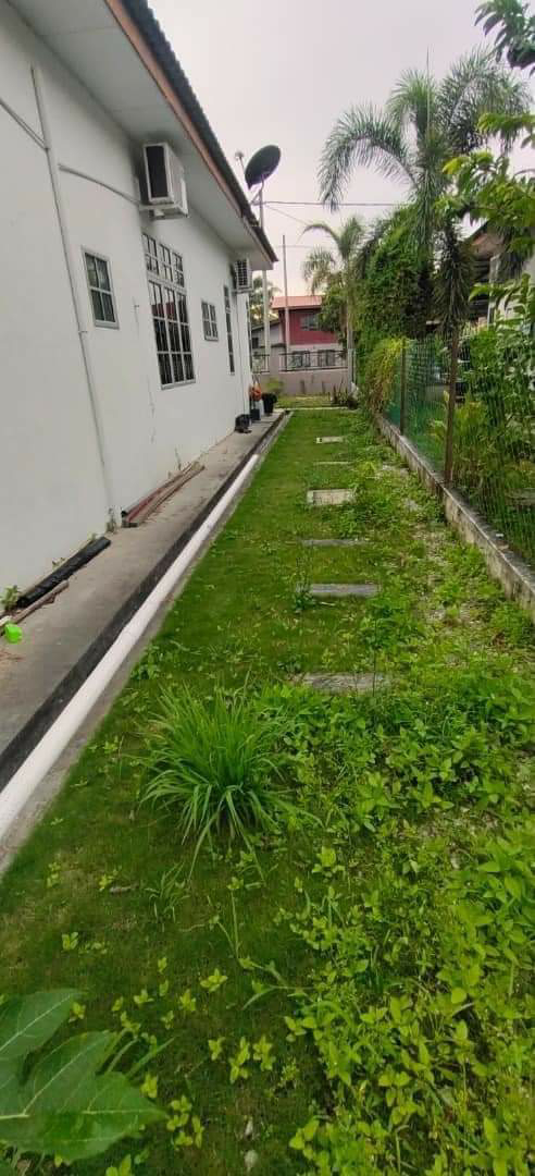 Rumah Semi D setingkat untuk dijual Di Taman Selasih, Kg Padang Tembak Teluk Intan - photo 3