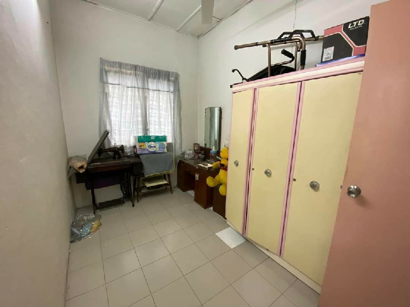 Rumah Teres  2 Tingkat Di Bandar Baru Lahat Untuk Dijual - photo 8