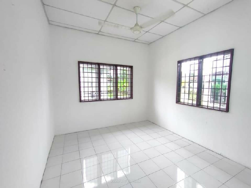 BANGLO CANTIK DAN LUAS DI SERI MANJUNG PERAK RM460K NEGO! - photo 10