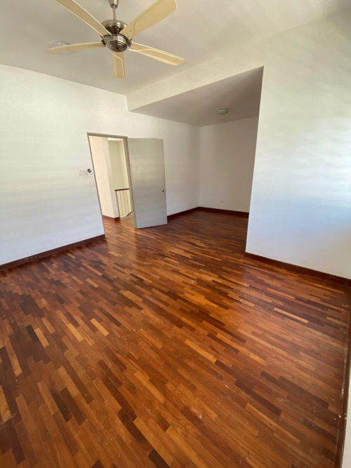 Rumah 3 Tingkat Seri Wirani Seksyen 8 Bandar Baru Bangi Untuk Dijual - photo 9