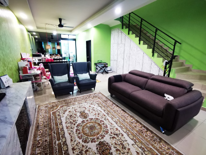 Renovated 2 Storey Bangi Avenue 2 Seksyen 6 - photo 2