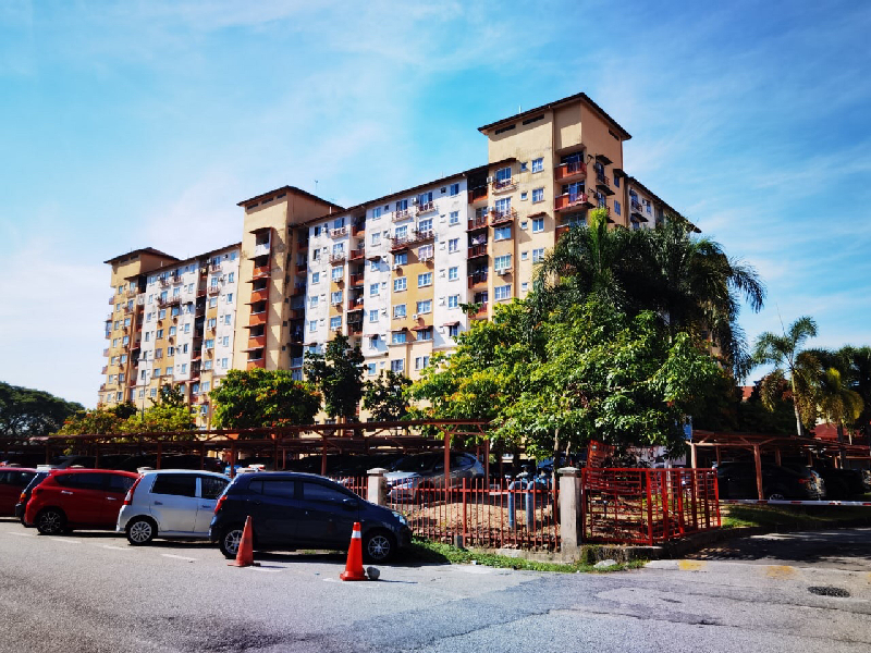 Intana Ria 2 Apartment Seksyen 7 Bandar Baru Bangi 3rd Floor With Lift - photo 2