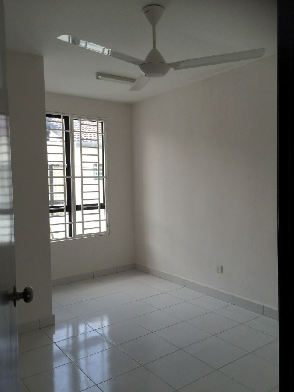 Double Storey Terrace Parkland Semenyih Kajang - photo 4