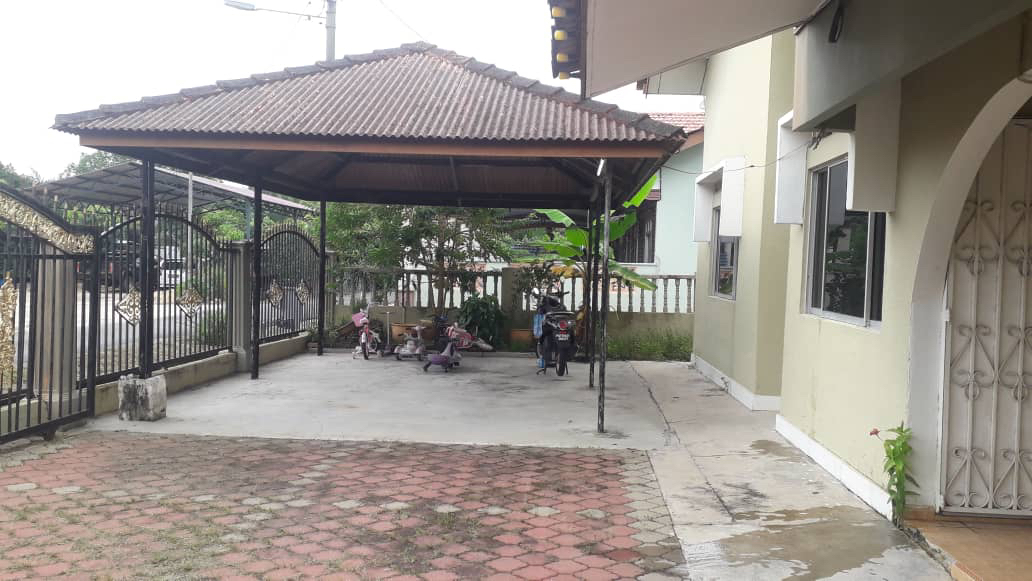 1 Storey Bungalow Tanjung Agas Muar Johor Near ST - photo 3