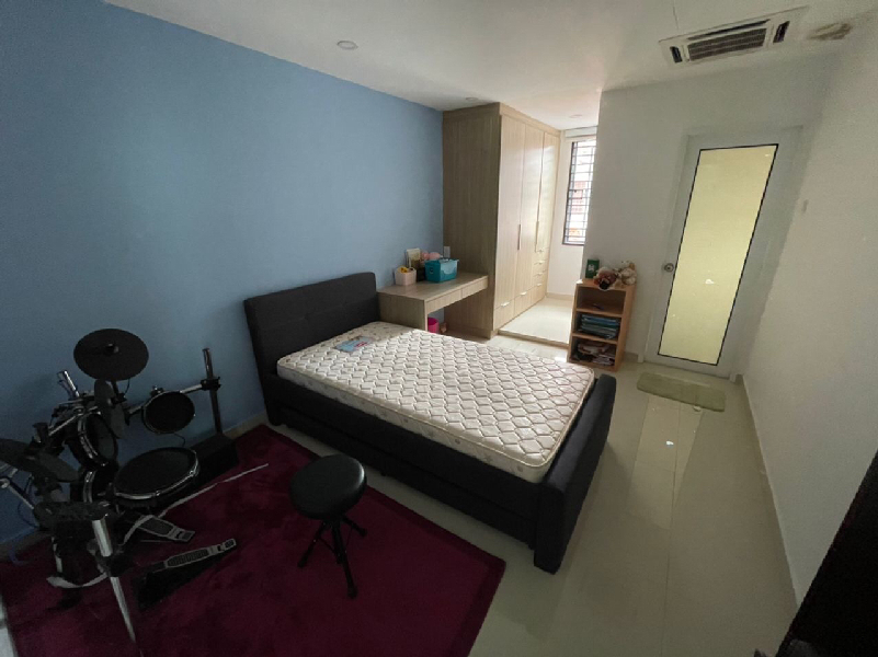 Renovated Corner 2 Storey Taman Sutera 2 Kajang - photo 9