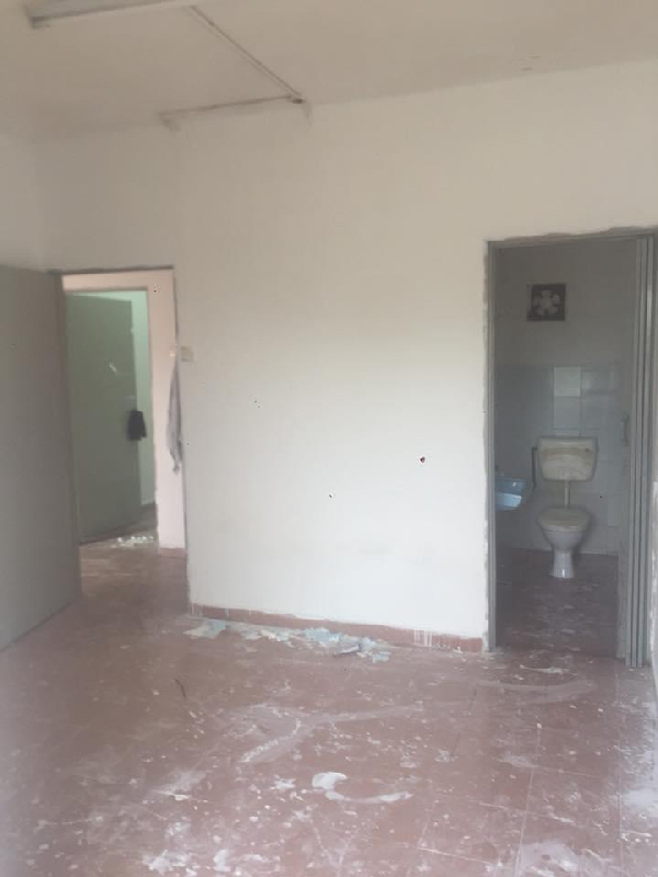 Apartment Sri Nelayan Port Klang Ground Floor - photo 9