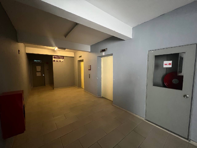 Urgent Sale Fully Furnished Suria Jelatek Residence Ampang Walking Distance to Lrt Jelatek - photo 2
