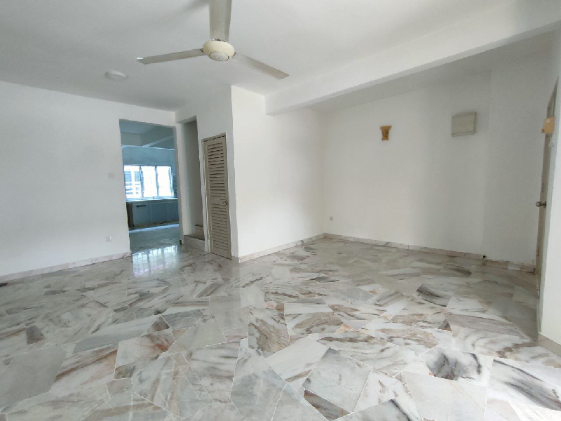 Fully Renovated Double Storey Intermediate at Saujana Impian Kajang  - photo 5