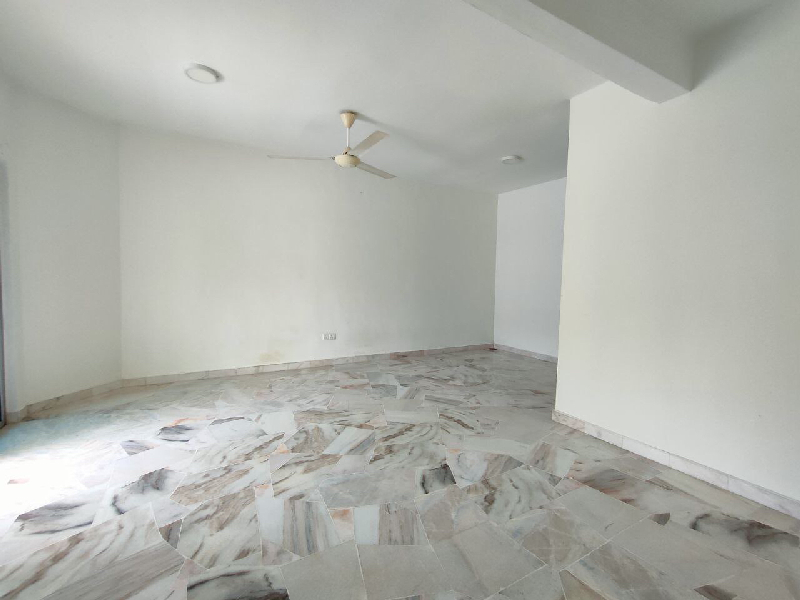 Fully Renovated Double Storey Intermediate at Saujana Impian Kajang  - photo 6