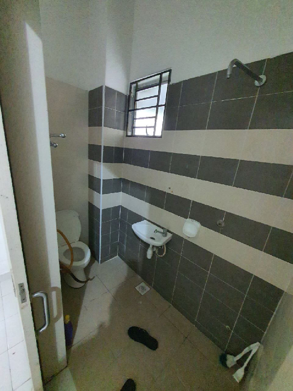 Ground Floor Damai Residensi Seksyen 3 Bandar Baru Bangi - photo 10
