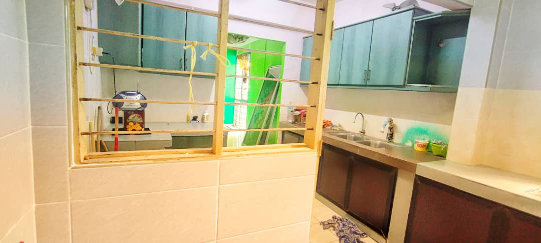 Blok E Level 3 Apartment Mawar Taman Sutera Kajang - photo 5
