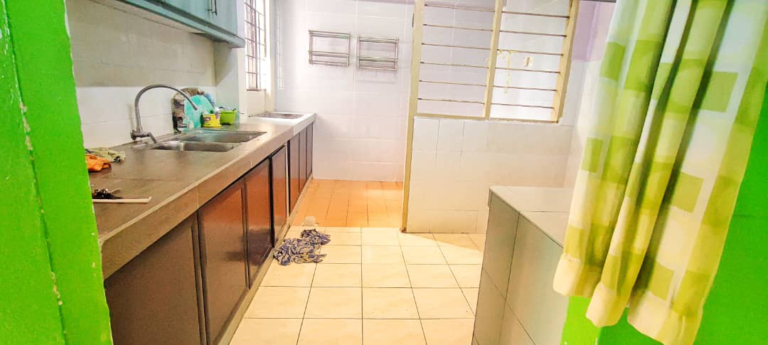 Blok E Level 3 Apartment Mawar Taman Sutera Kajang - photo 7