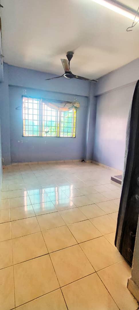 Blok E Level 3 Apartment Mawar Taman Sutera Kajang - photo 8