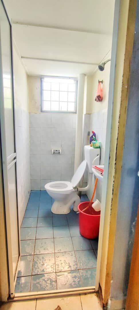Blok E Level 3 Apartment Mawar Taman Sutera Kajang - photo 9