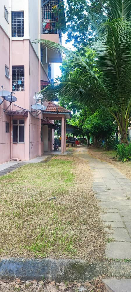 Blok E Level 3 Apartment Mawar Taman Sutera Kajang - photo 10