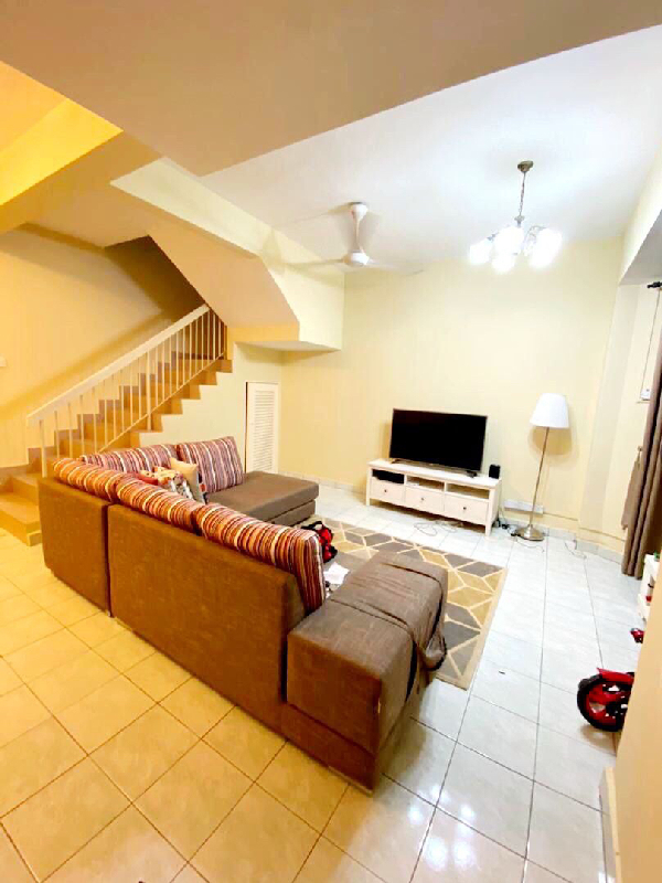 Double Storey Terrace Lestari Putra Seri Kembangan Selangor - photo 3