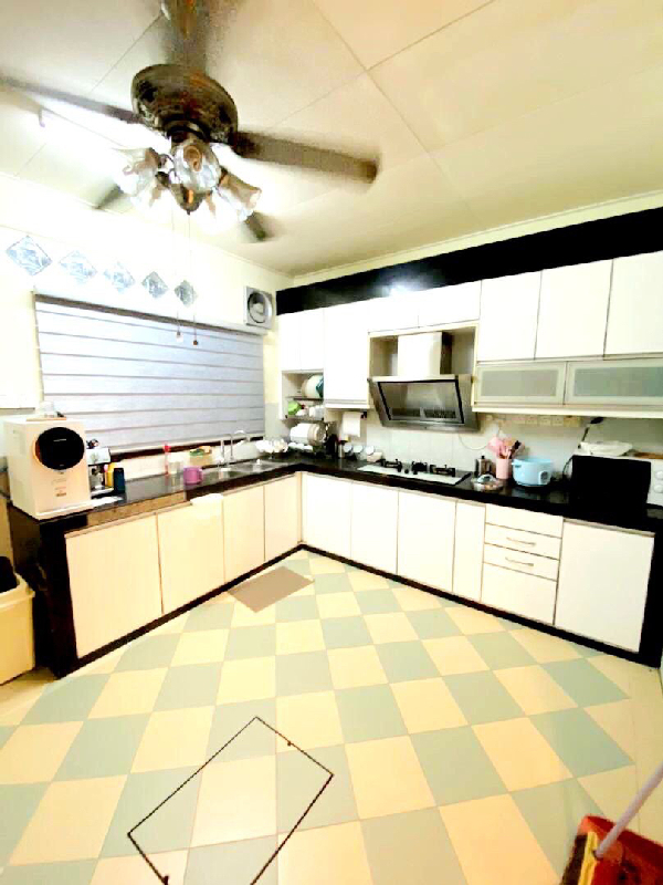 Double Storey Terrace Lestari Putra Seri Kembangan Selangor - photo 7
