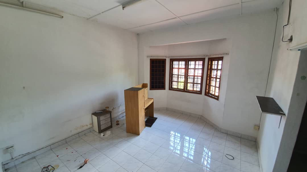 Corner Lot Double Storey Taman Semarak Kajang Selangor For Sale - photo 6
