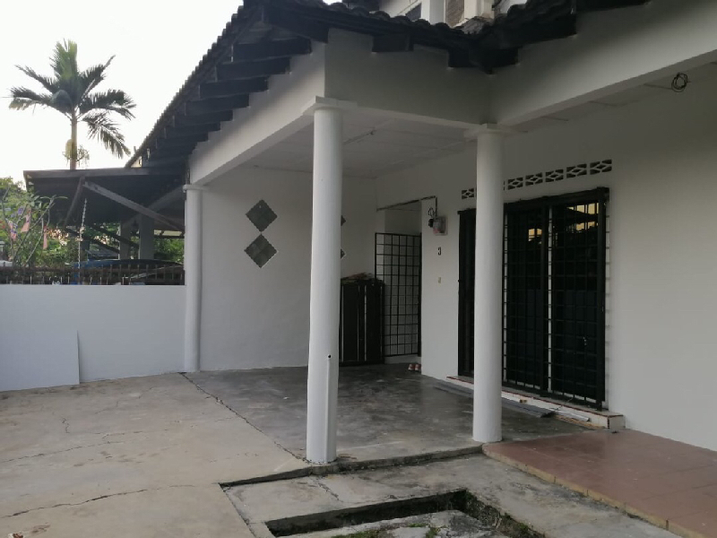 Double Storey Semi D Taman Desa Surada Seksyen 8 Bandar Baru Bangi Selangor - photo 4