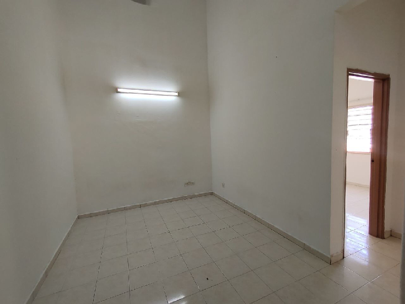 Double Storey Terrace Taman Wawasan Seksyen 14 Bandar Baru Bangi Near Bangi Gateway Teras Jernang - photo 3