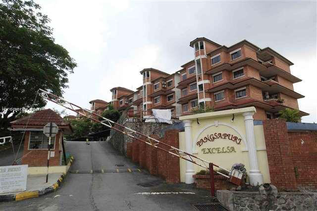 Excelsa Apartment Taman Universiti Indah Seri Kembangan - photo 13