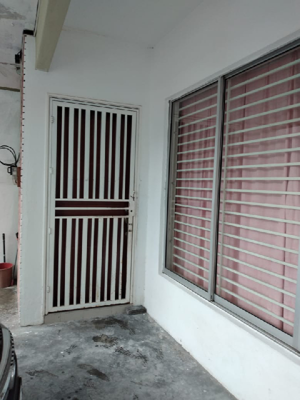 Renovated Extended Double Storey Teres Intermediate Semenyih Parklands - photo 10