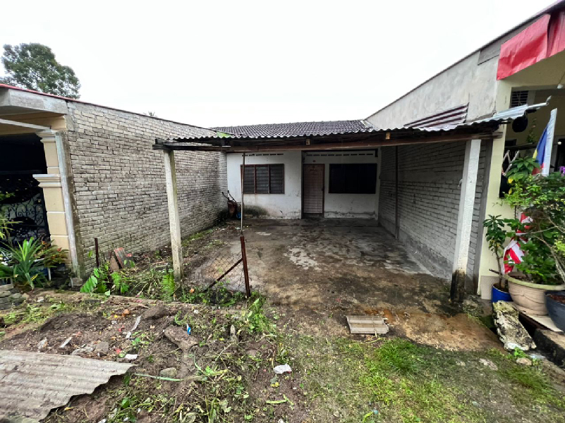 Teres Setingkat Taman Ampang Pecah Kuala Kubu Bharu Selangor - photo 8