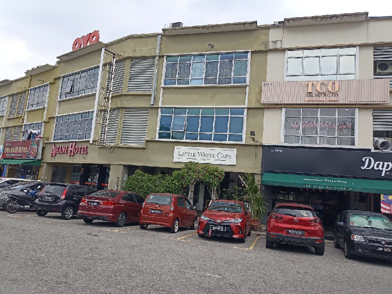 Level 2 Shoplot Office Seksyen 8 Bandar Baru Bangi - photo 2