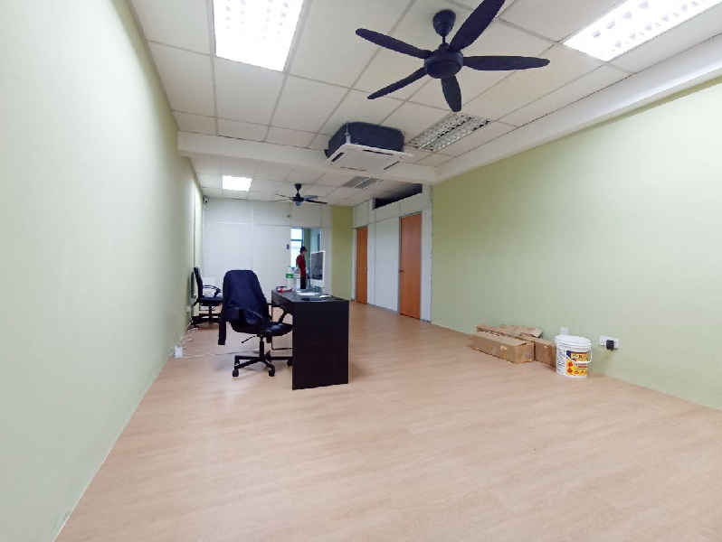 Level 2 Shoplot Office Seksyen 8 Bandar Baru Bangi - photo 3