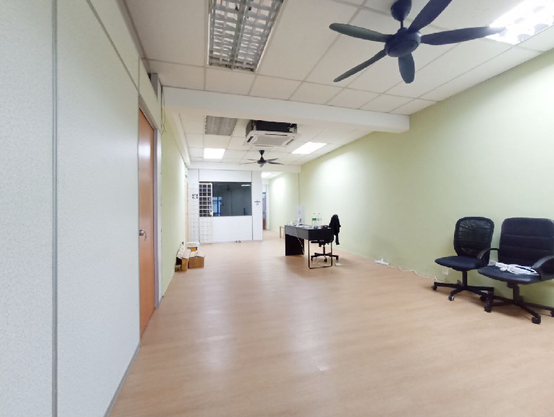 Level 2 Shoplot Office Seksyen 8 Bandar Baru Bangi - photo 12