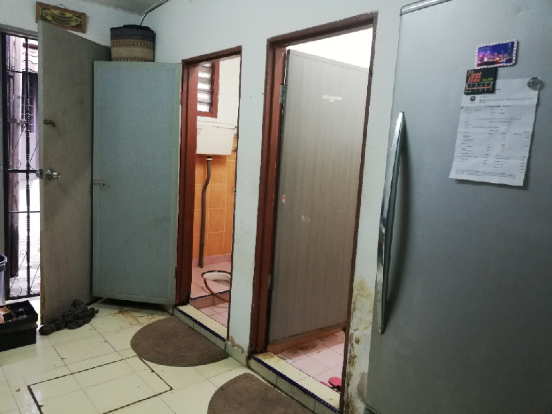 Double storey Jalan Batas Dua Seksyen 19 Shah Alam - photo 8
