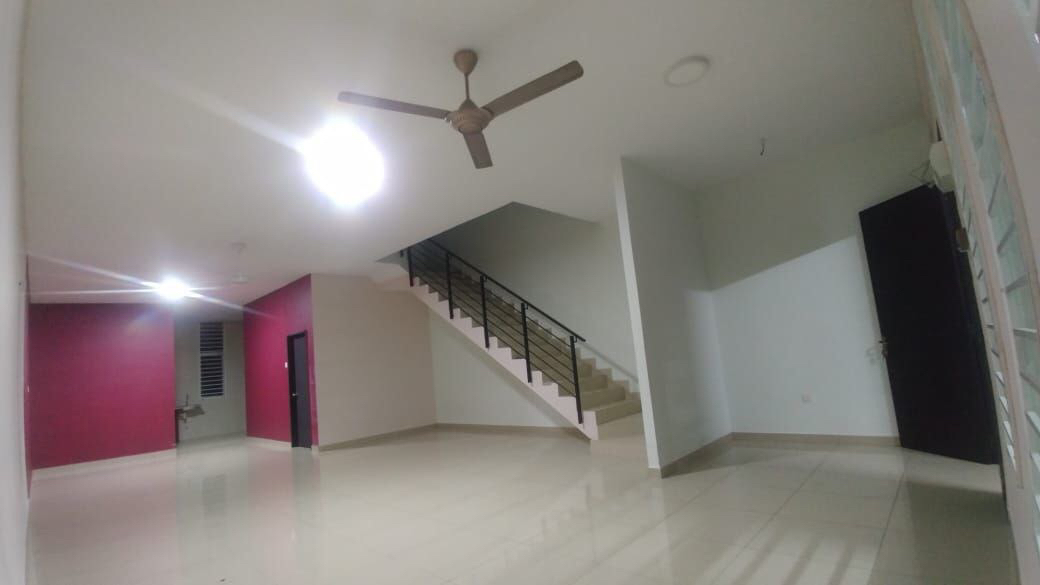 Spacious Freehold 2 Storey Terrace Bangi Avenue 2 Seksyen 6 For Sale - photo 4
