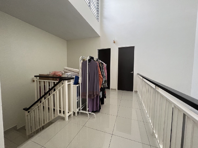 Spacious Big Unit The Terresse Bandar Puteri Bangi For Sale - photo 7