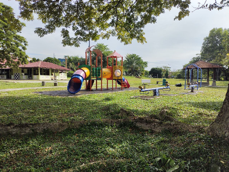 Endlot 2 Storey Terrace Seksyen 3 Bandar Baru Bangi Facing Playground Surau - photo 2
