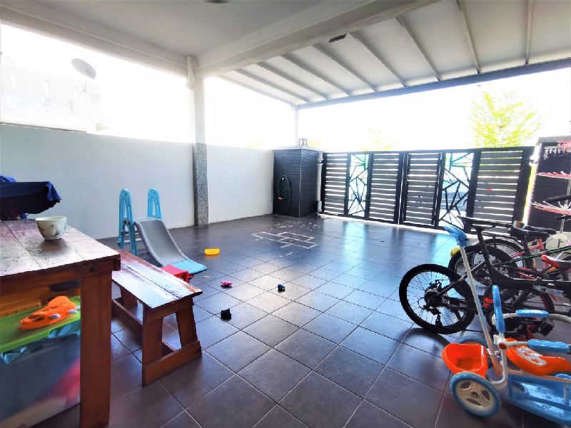 Endlot Furnished Renovated 2 Storey Terrace Bangi Avenue 2 - photo 6