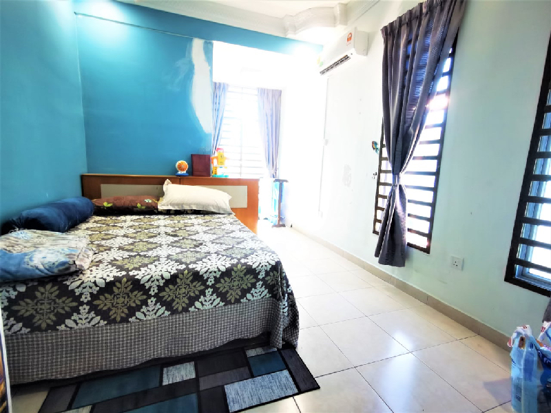 Endlot Furnished Renovated 2 Storey Terrace Bangi Avenue 2 - photo 9