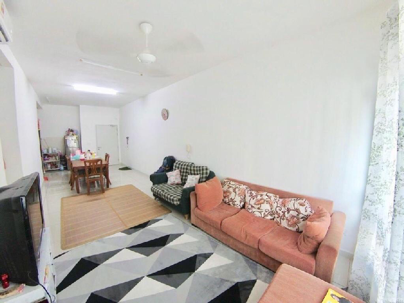 Facing Pool Endlot Savanna Southville Apartment Bangi - photo 2