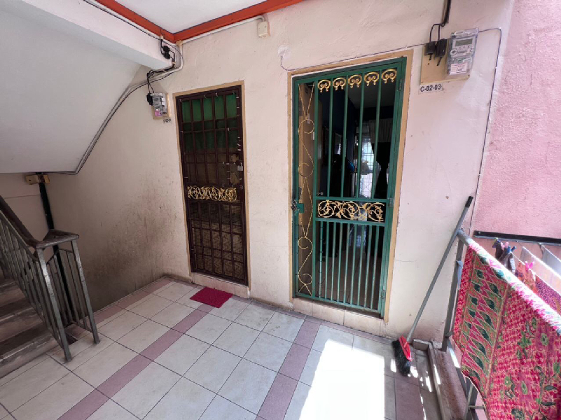 Level 2 Blok C Strata Ready Apartment Mawar Taman Sutera Kajang Selangor - photo 9